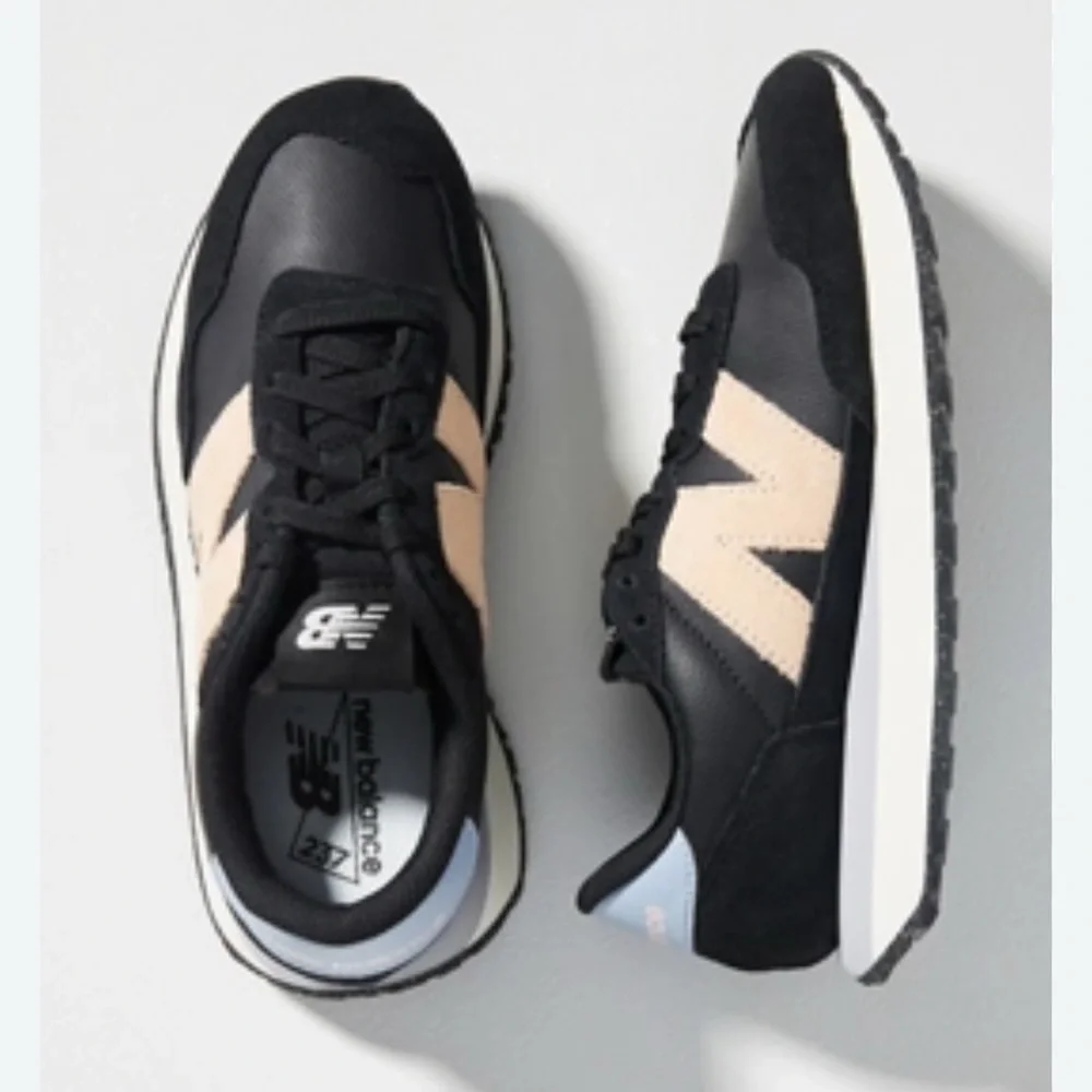New Balance Women's 237 Balance Shoes Black and Cream Sneakers Sz7